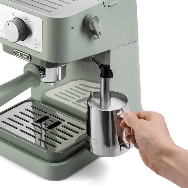 DeLonghi Stilosa Manual Pump Espresso Coffee Machine | Green | EC260GR DeLonghi Stilosa Manual Pump Espresso Coffee Machine | Green | EC260GR