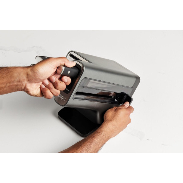 Ninja Foodi StaySharp Knife Block with Integrated Sharpener | 5 pc | K32005UK Ninja Foodi StaySharp Knife Block with Integrated Sharpener | 5 pc | K32005UK