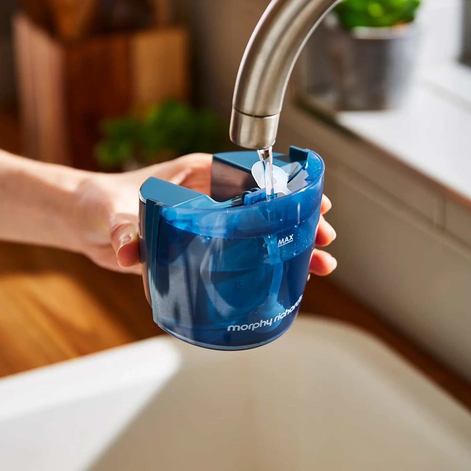 Morphy Richards Garment Steamer | 361000 Morphy Richards Garment Steamer | 361000