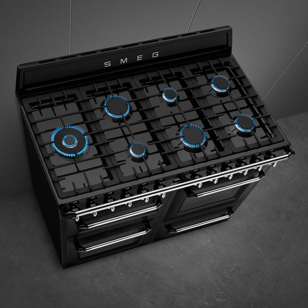 Smeg 110cm Victoria Triple Cavity Cooker | Gas Hob | Black | TR4110BL1 Smeg 110cm Victoria Triple Cavity Cooker | Gas Hob | Black | TR4110BL1